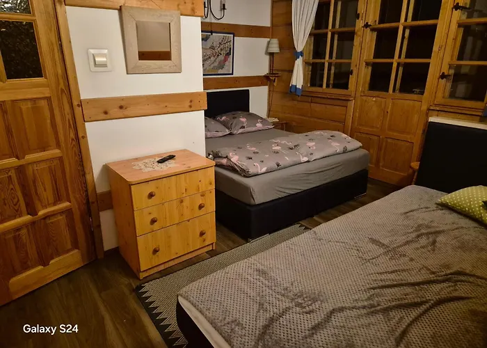 منزل للإقامة Jedrus Na 